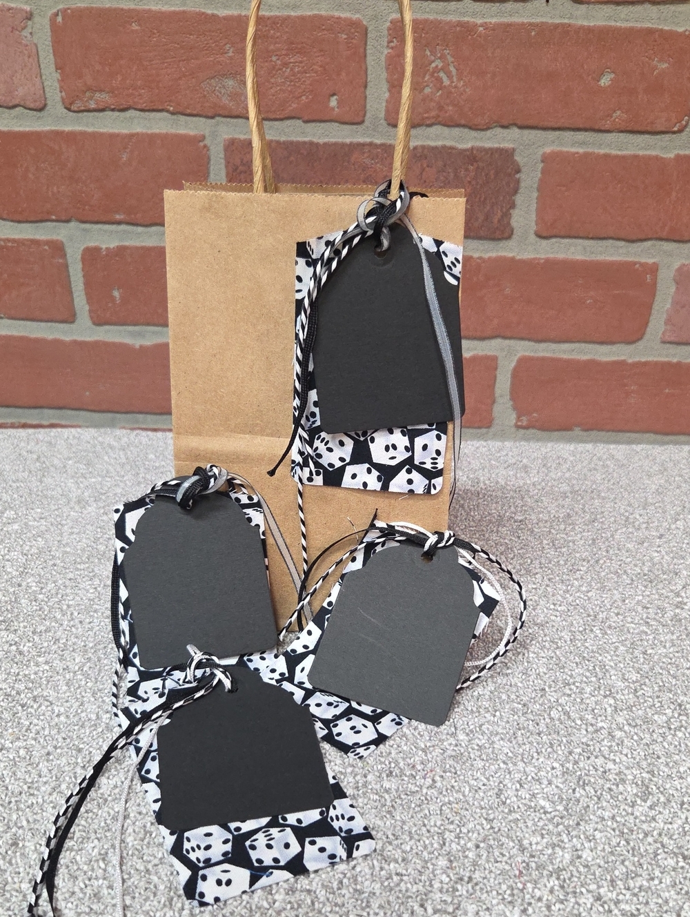Black & White Dice Gift Tags (4 Pc)